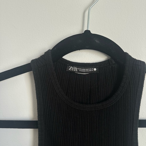 Zara Top ❤️ - Picture 2 of 4